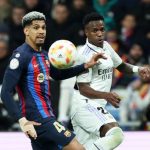 Transformasi Sepak Bola: Dari Gaya Klasik Ke Permainan Modern