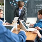 Peran Pendidikan Dalam Meningkatkan Kesadaran Informasi