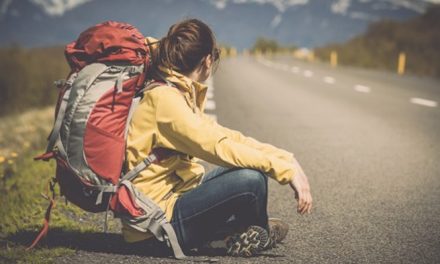 Tren Traveling Hemat Ala Backpacker Modern