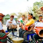 Ragam Kebiasaan Unik Di Berbagai Daerah Indonesia